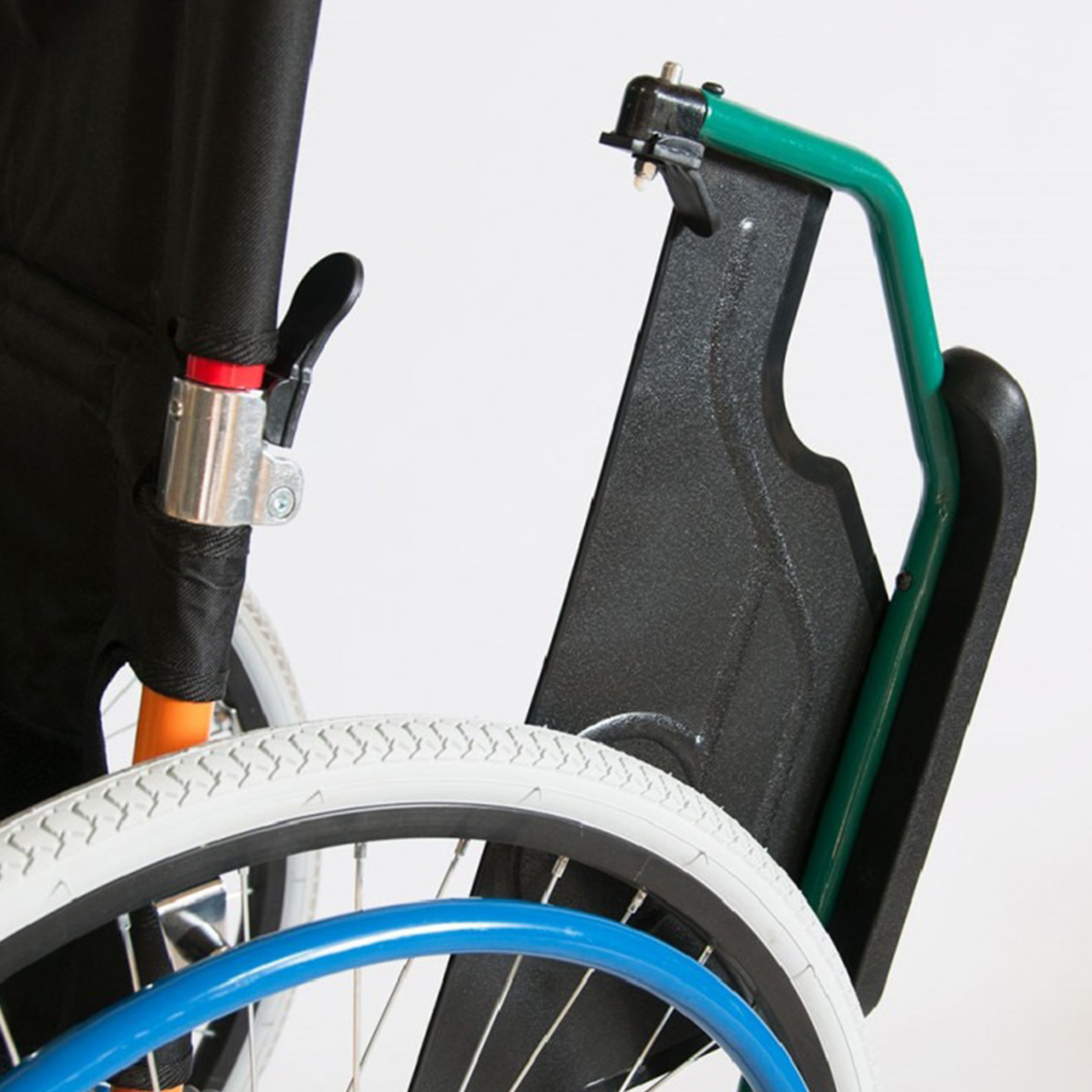 SILLA DE RUEDAS PEDIATRICA - FOSHAN - Imagen 2